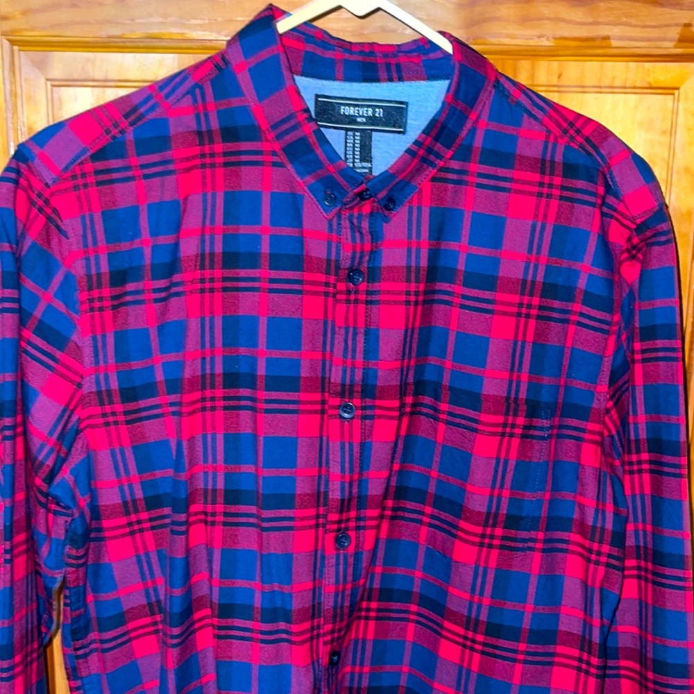 21Men button down size medium